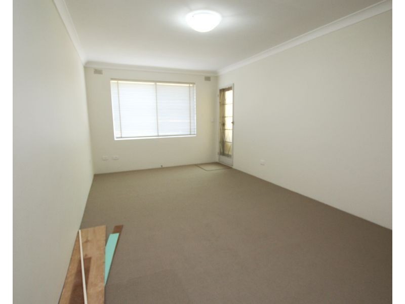 4/24 Mckern Street, Campsie NSW 2194