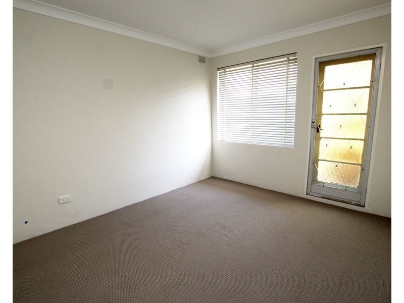 4/24 Mckern Street, Campsie NSW 2194