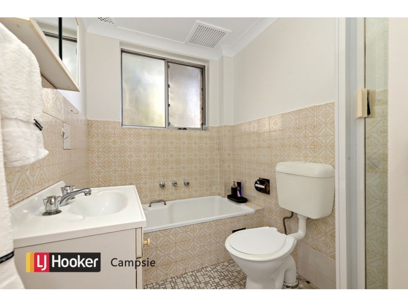 2/66 Second Avenue, Campsie NSW 2194