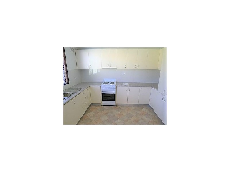 34 Oxford St, Belmore NSW 2192