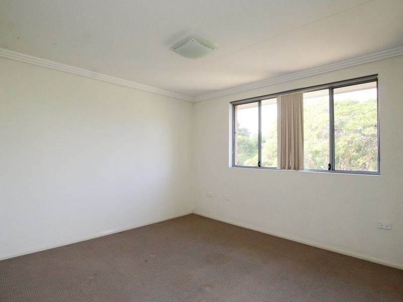 4/50-54 Third Ave, Campsie NSW 2194