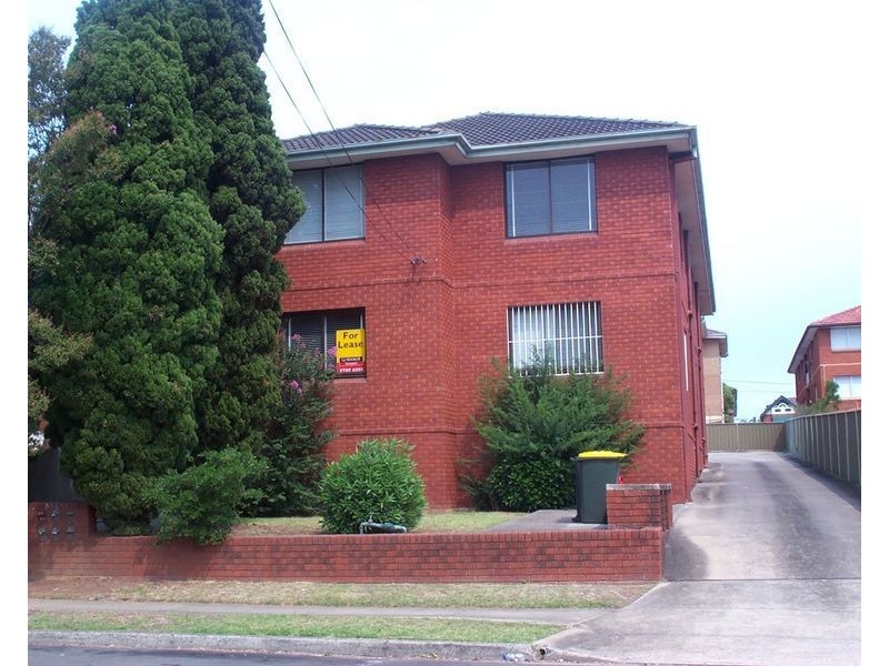 4/54 McKern Street, Campsie NSW 2194