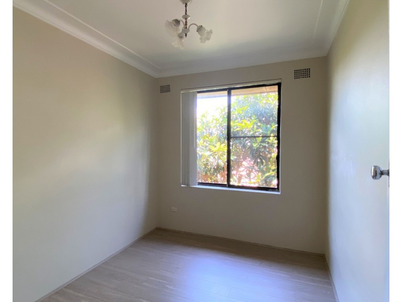 4/54 McKern Street, Campsie NSW 2194