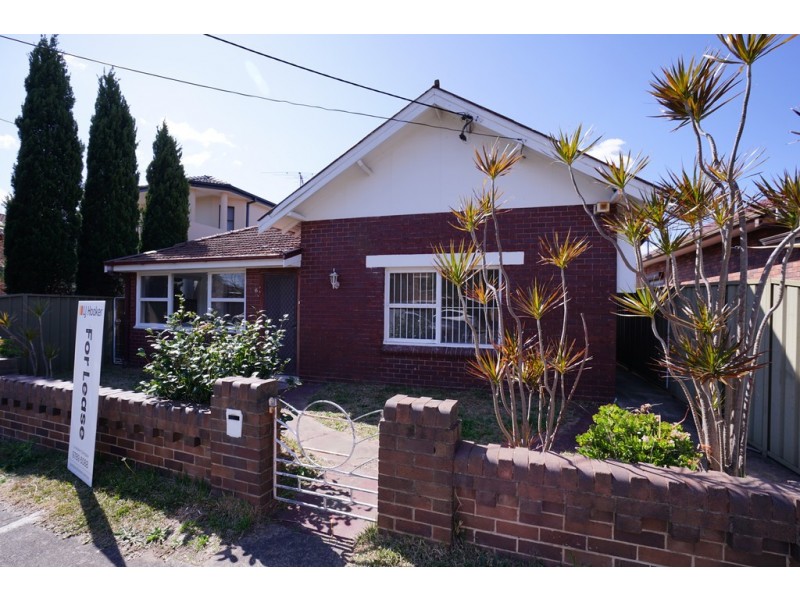 6 Dryden Street, Campsie NSW 2194