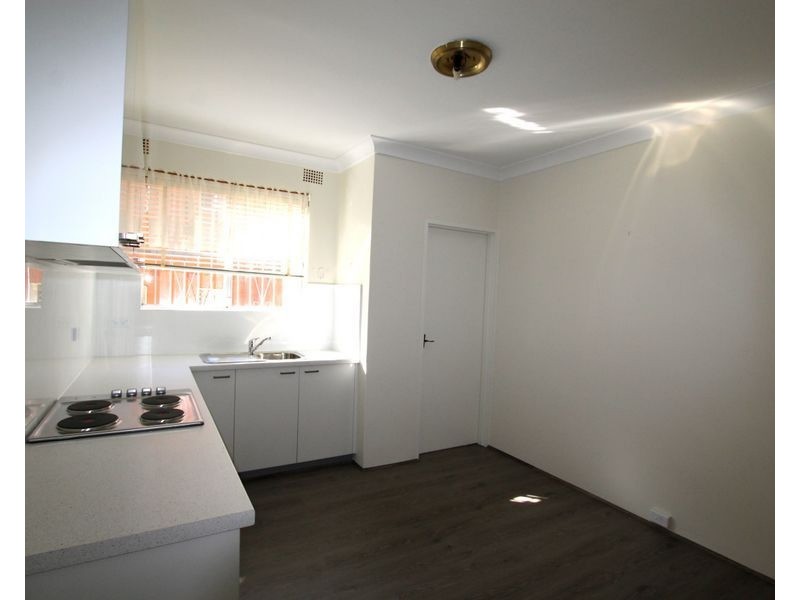 2/24 McKern Street, Campsie NSW 2194