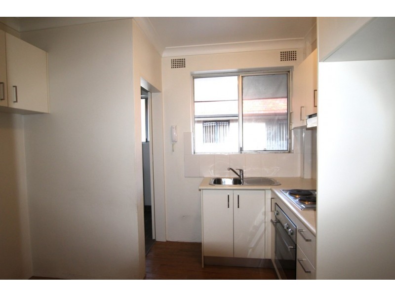 4/41 Fletcher Street, Campsie NSW 2194