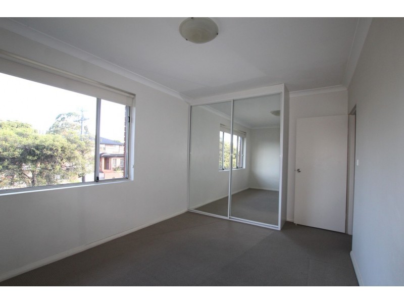 4/41 Fletcher Street, Campsie NSW 2194