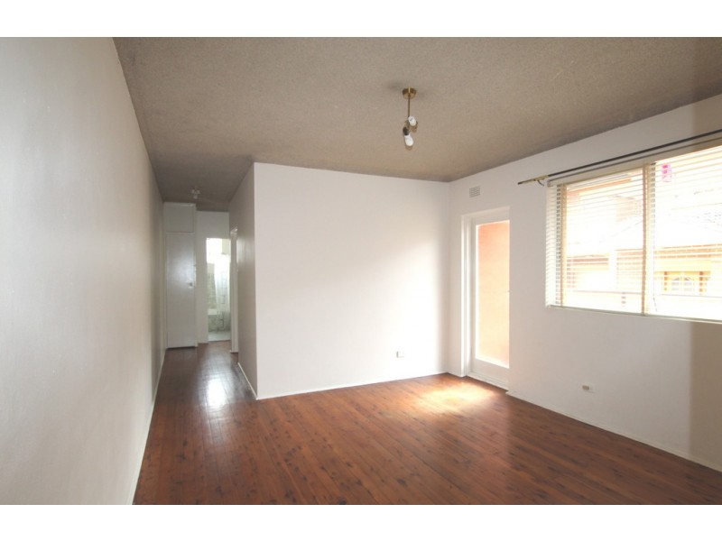 1/31 Fletcher Street, Campsie NSW 2194