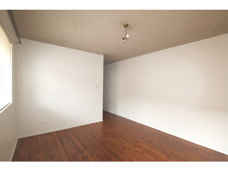 1/31 Fletcher Street, Campsie NSW 2194