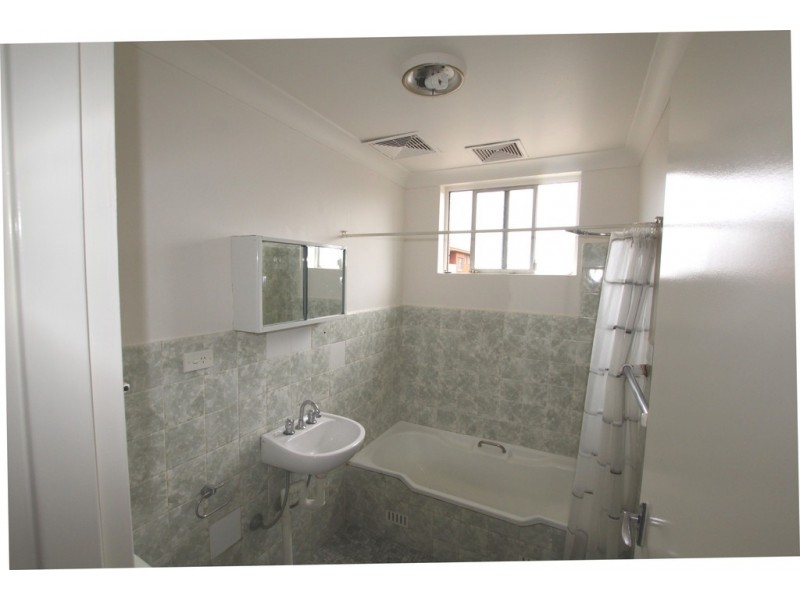 1/31 Fletcher Street, Campsie NSW 2194