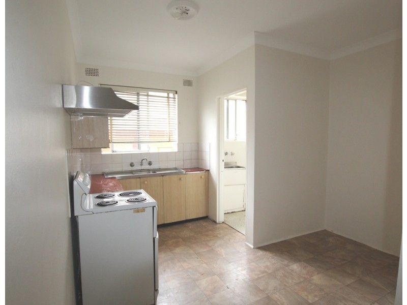 1/31 Fletcher Street, Campsie NSW 2194