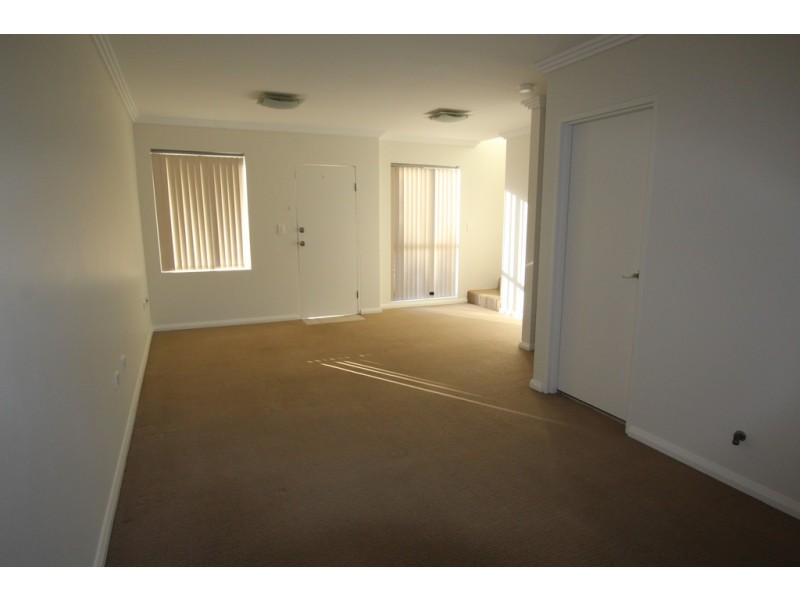 8/50-54 Third Ave, Campsie NSW 2194