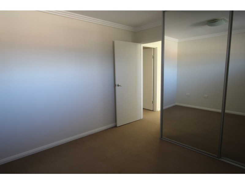 8/50-54 Third Ave, Campsie NSW 2194