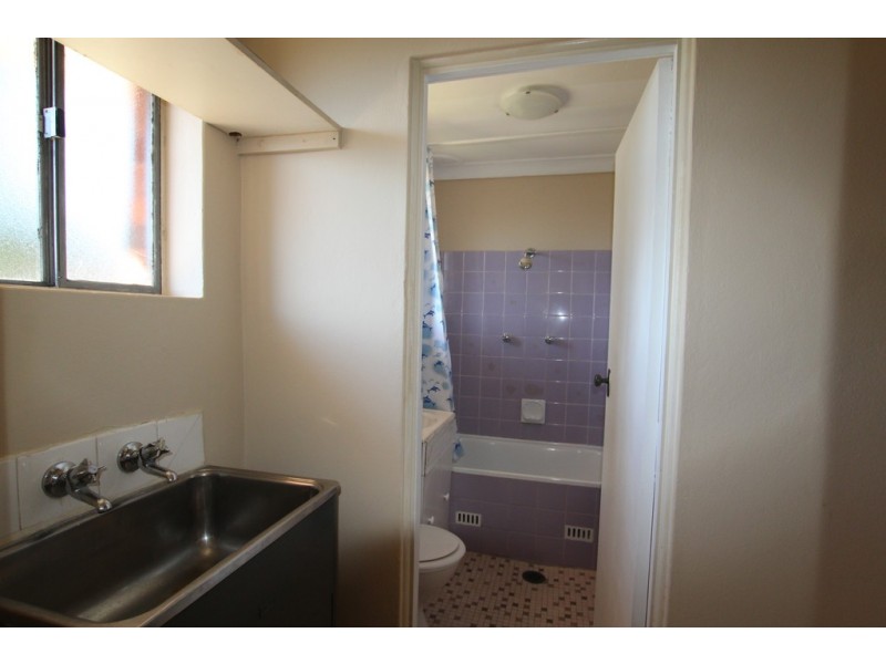 8/131A Campsie Street, Campsie NSW 2194