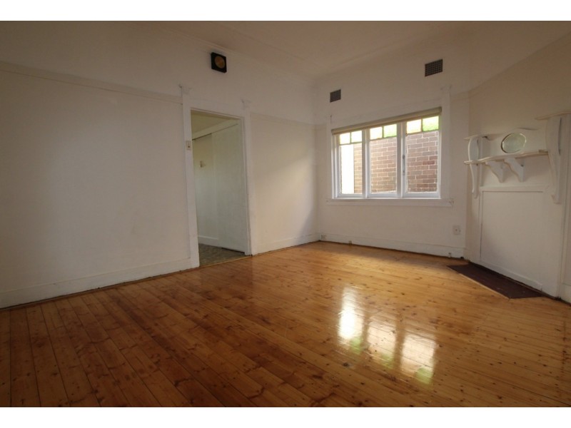 4 Moore street, Campsie NSW 2194