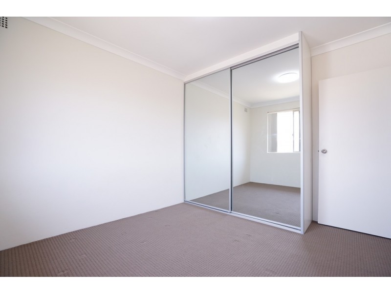 4/4 Oswald Street, Campsie NSW 2194