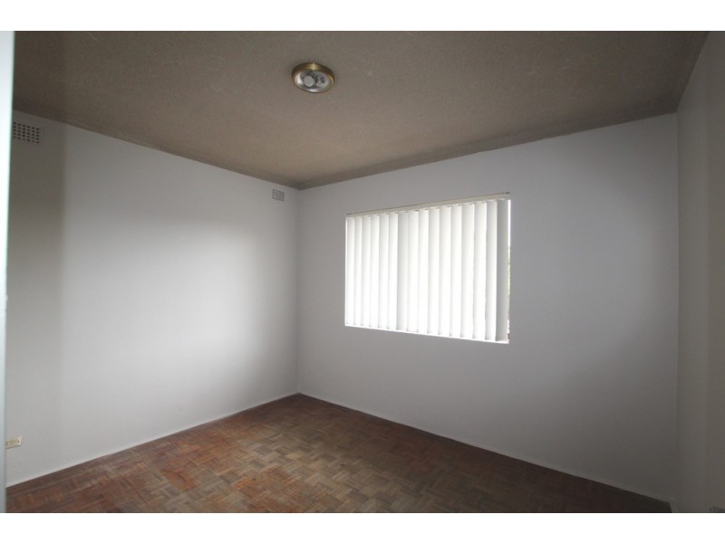 2/8 Beaumont Street, Campsie NSW 2194