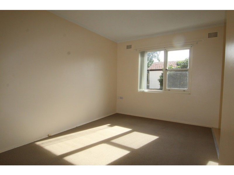 4/11 Ferguson Avenue, Wiley Park NSW 2195