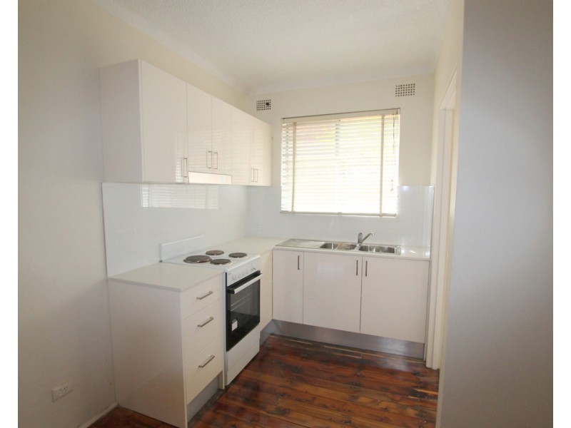 3/4 Oswald Street, Campsie NSW 2194