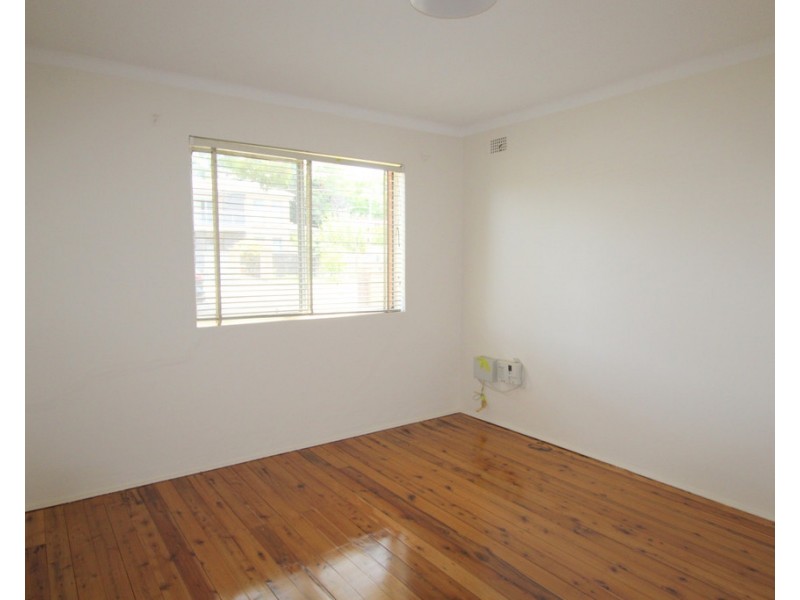 3/4 Oswald Street, Campsie NSW 2194