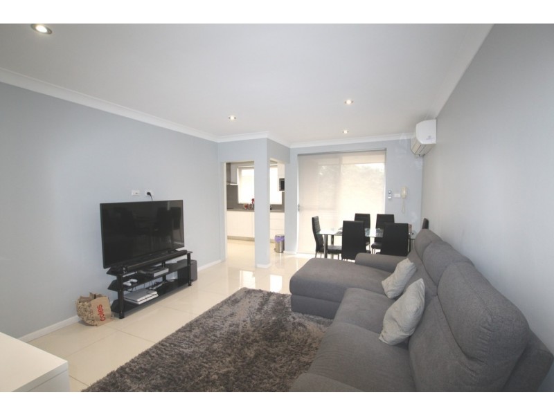 23/7 Myers Street, Roselands NSW 2196