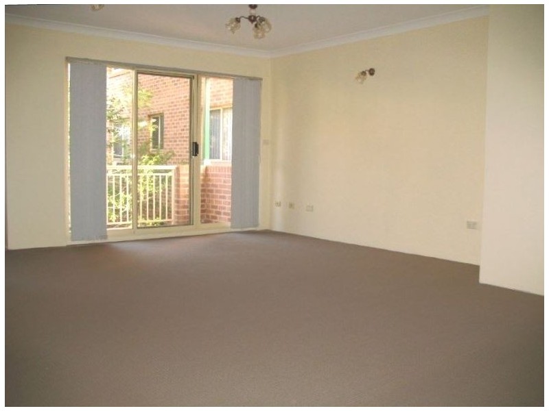 13/29 Good Street, Westmead NSW 2145