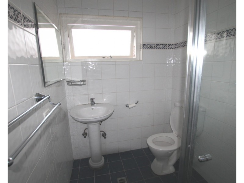 8/5 Seventh Avenue, Campsie NSW 2194