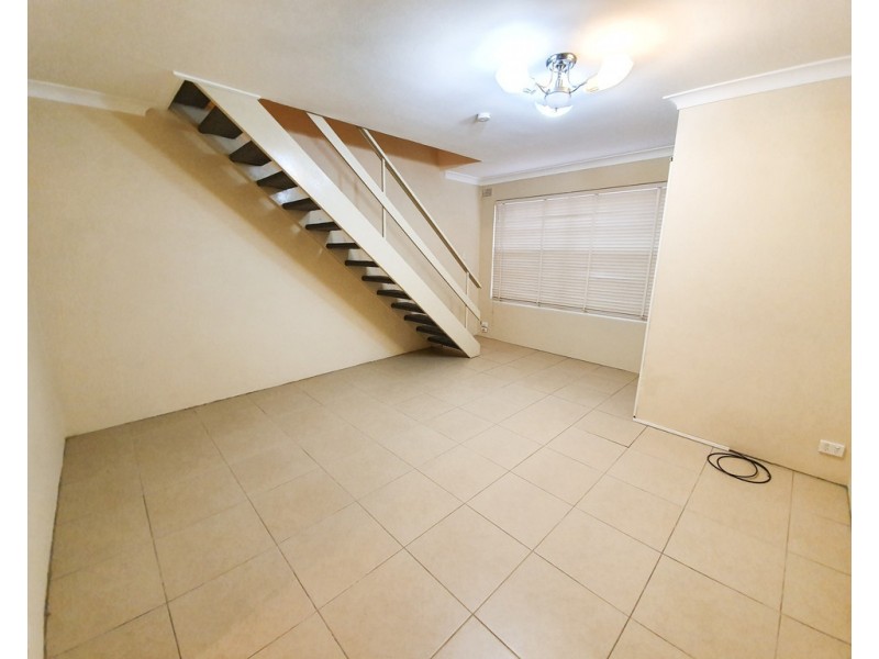 3/37 King Georges Rd, Wiley Park NSW 2195