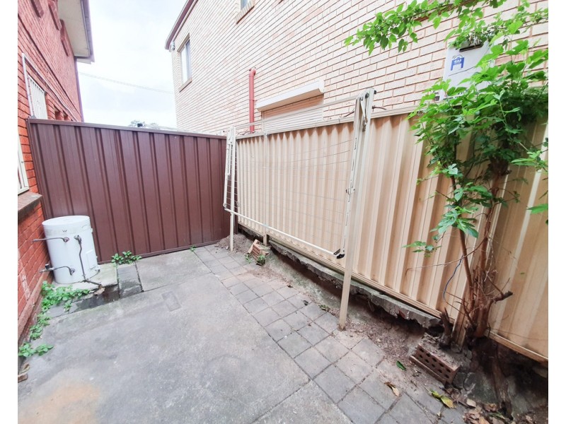 3/37 King Georges Rd, Wiley Park NSW 2195