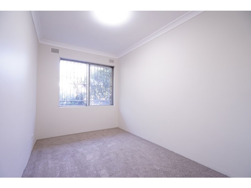 1/24 Mckern Street, Campsie NSW 2194
