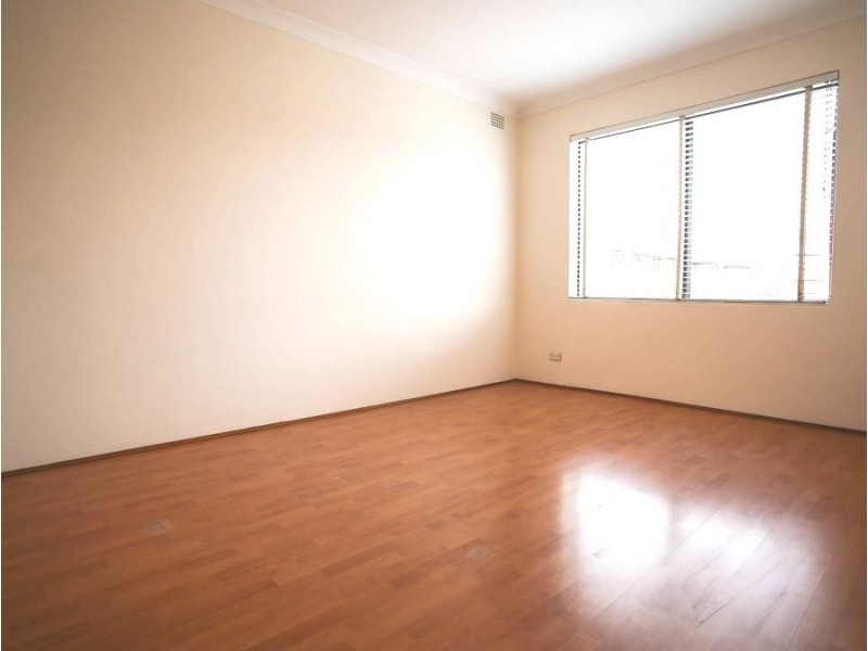 5/32 McKern Street, Campsie NSW 2194