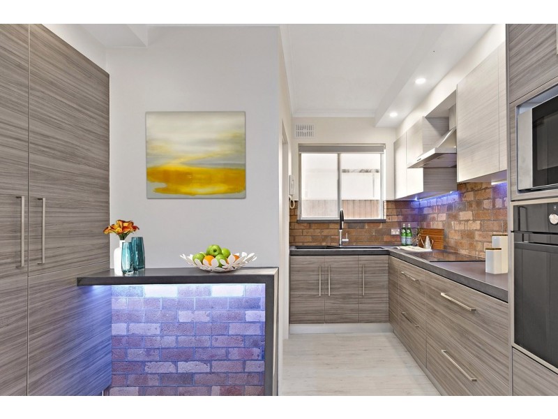 2/78 Park Street, Campsie NSW 2194