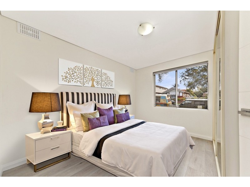 2/78 Park Street, Campsie NSW 2194