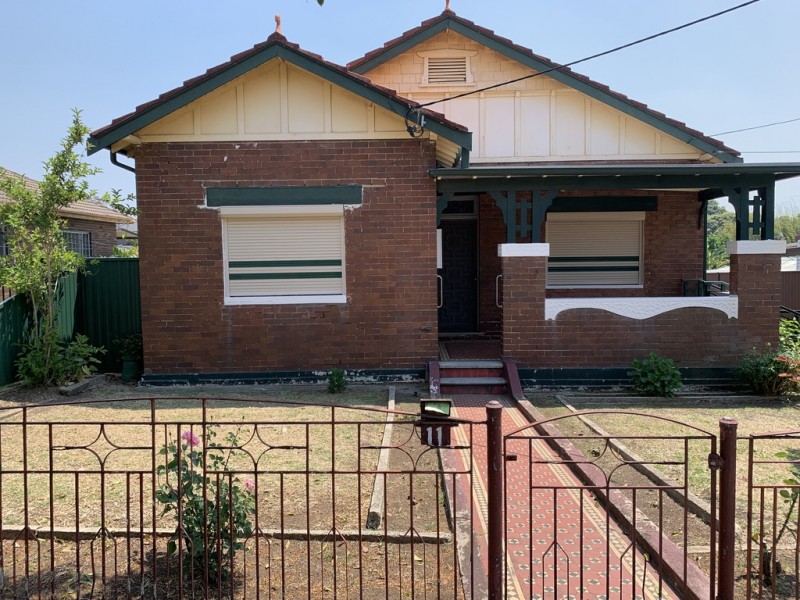 11 Lucerne Street, Belmore NSW 2192