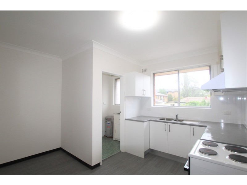 8/66 Second Avenue, Campsie NSW 2194