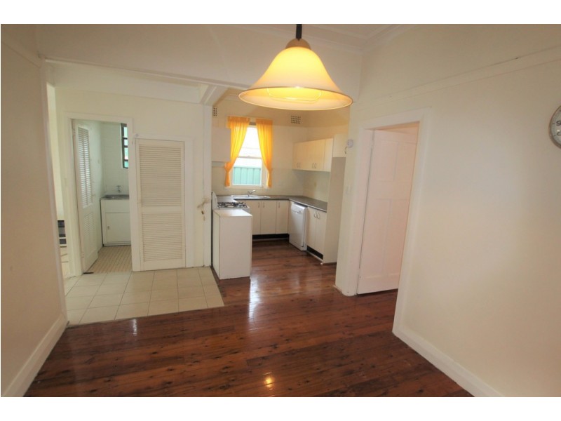 14 Glenore Road, Canterbury NSW 2193