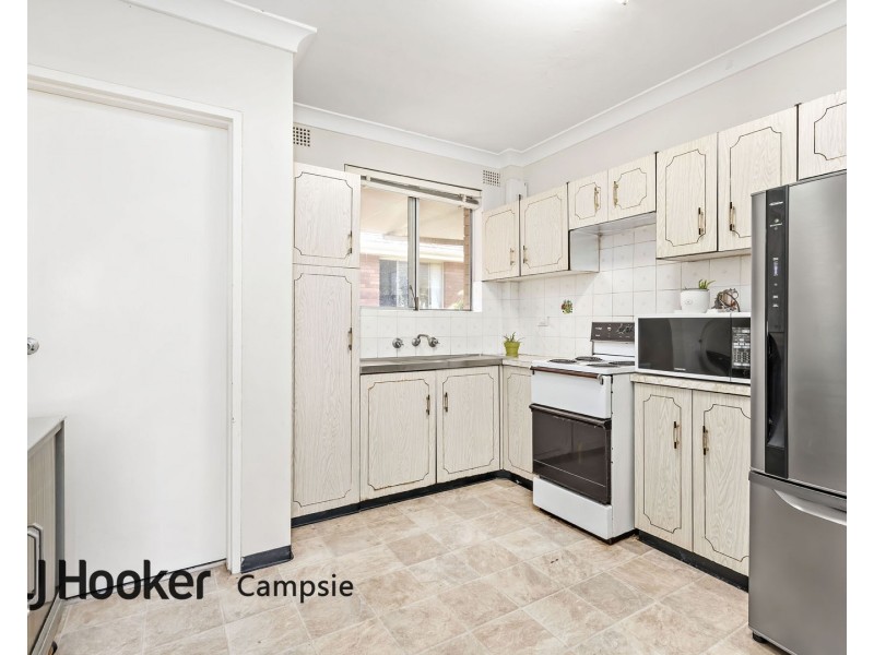 8/37 Arthur Street, Punchbowl NSW 2196