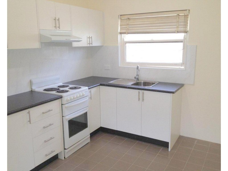 4/7 Fifth Ave, Campsie NSW 2194