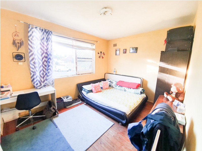 2/88 Clissold Parade, Campsie NSW 2194