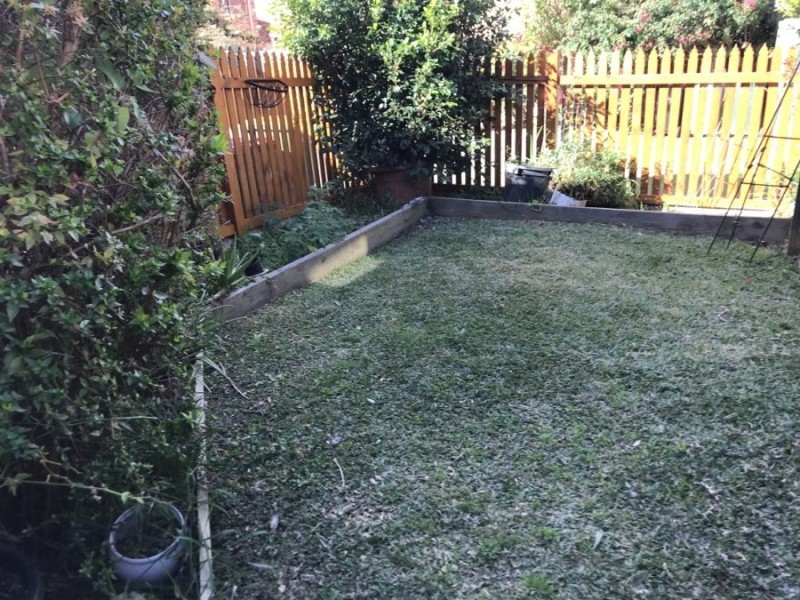 8/9 Watergum Way, Greenacre NSW 2190