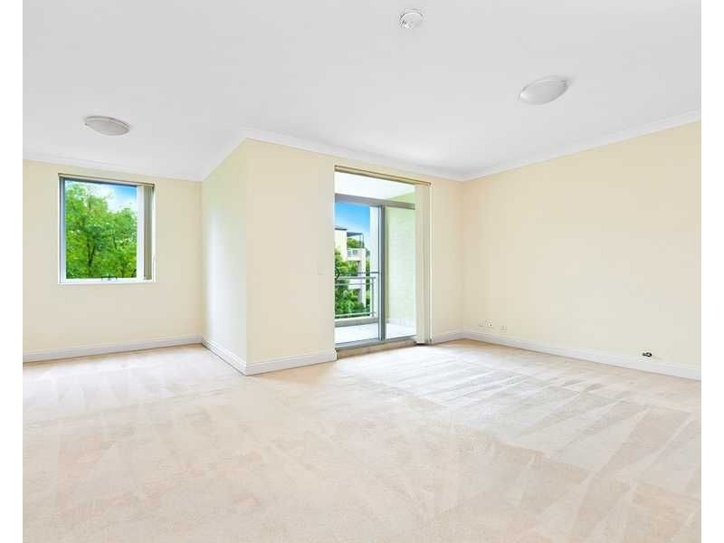 4/2 Rowe Street, Five Dock NSW 2046