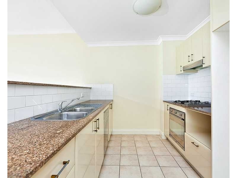 4/2 Rowe Street, Five Dock NSW 2046