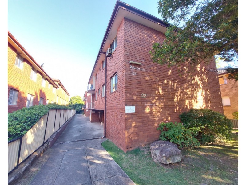 2/22 Hornsey Rd, Homebush West NSW 2140