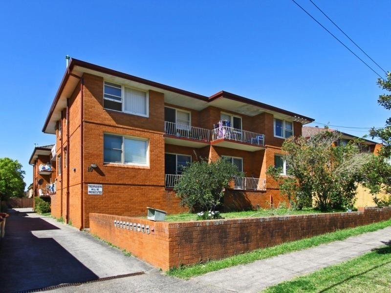 1/10 Drummond Street, Belmore NSW 2192