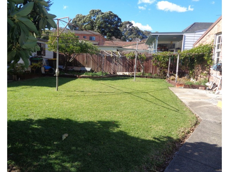2/15 Nicholson St, Burwood NSW 2134