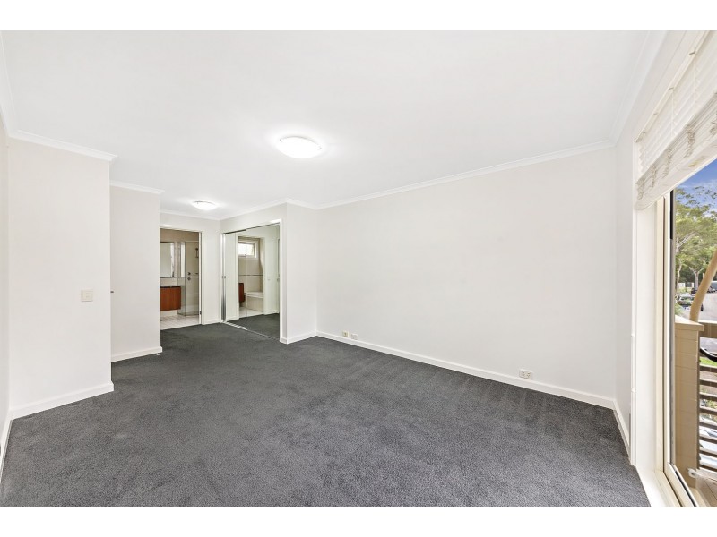 13 Pearce Av, Newington NSW 2127