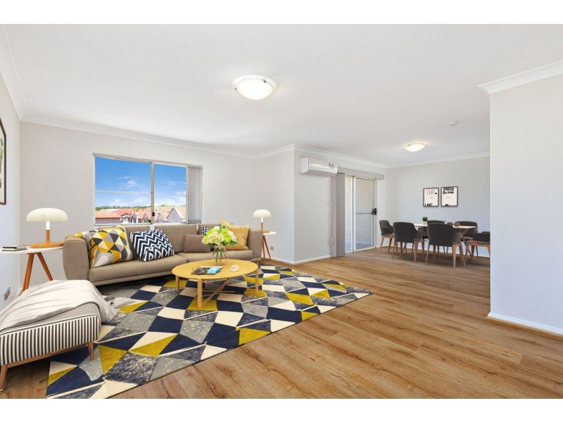 7/11 Thorpe Ave, Liberty Grove NSW 2138