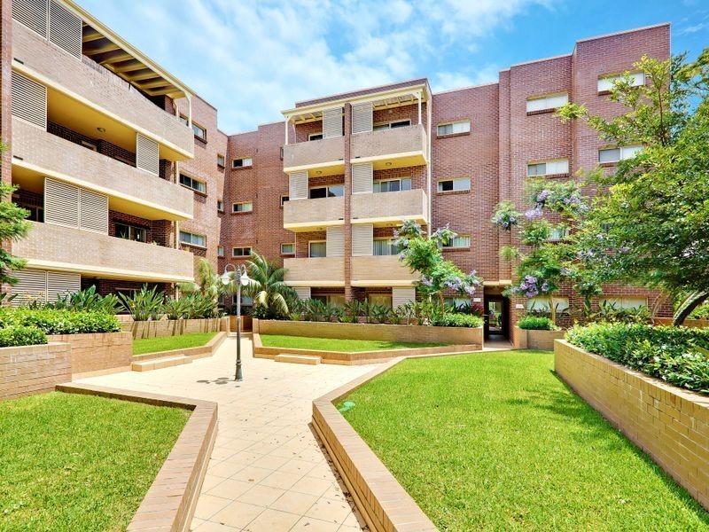 8/11-19 Mandemar Ave, Homebush West NSW 2140
