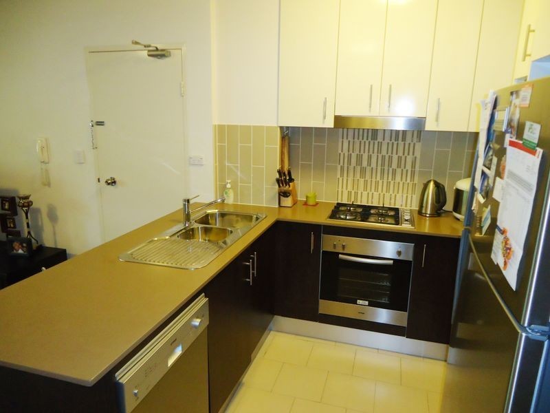 8/11-19 Mandemar Ave, Homebush West NSW 2140