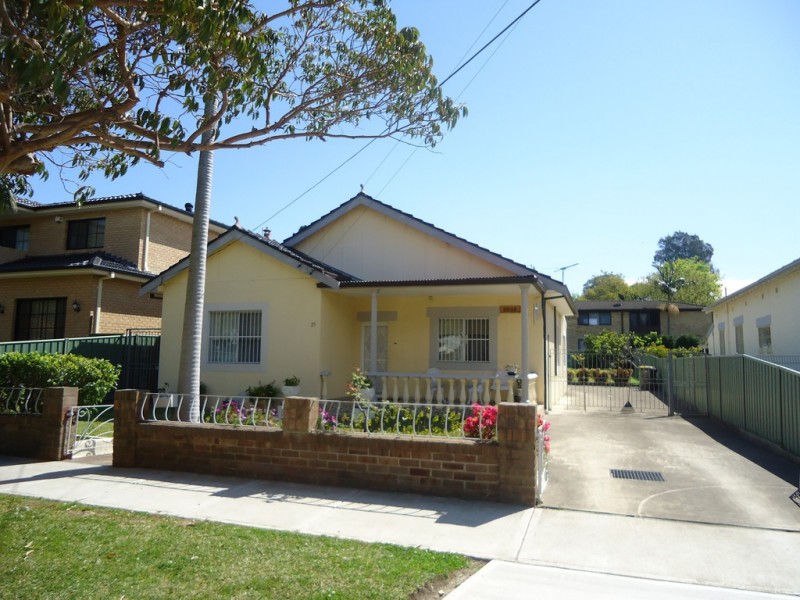 25 Kessell Avenue, Homebush West NSW 2140